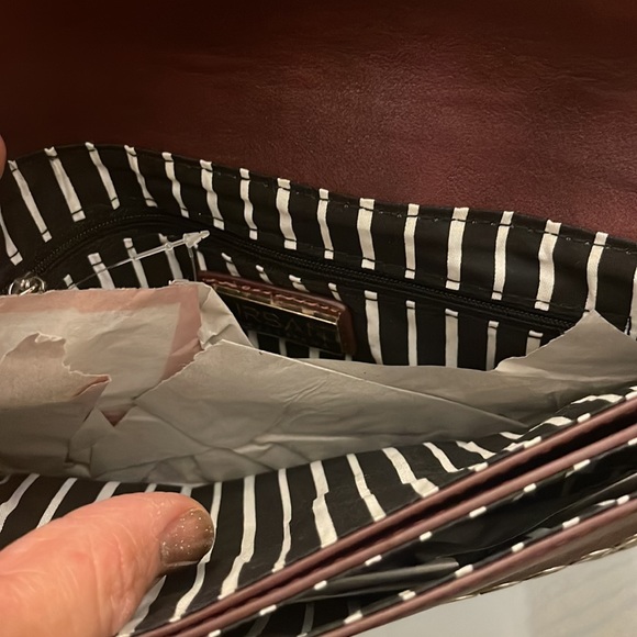 New Urban expressions cross body bag - Picture 5 of 9